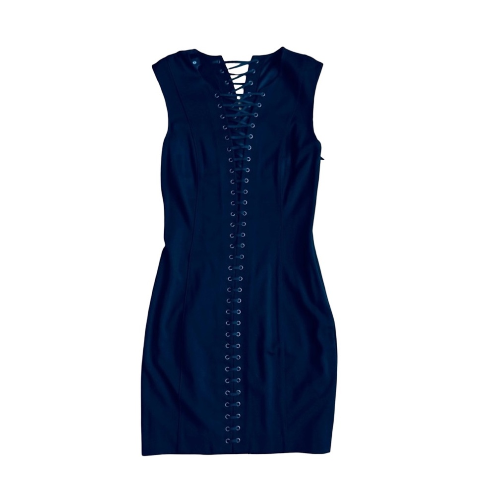 SALE 🖤Bebe Black Sleeveless V-Neck Sheath Mini Dress